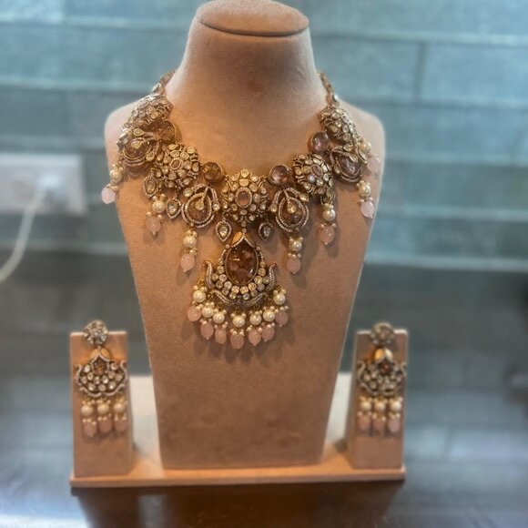 Kundan Polki Choker Necklace Set: Indian Bridal Jewelry with Pearl Drops - Picture 13 of 16